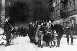 Warsaw Jews during the Ghetto liquidation